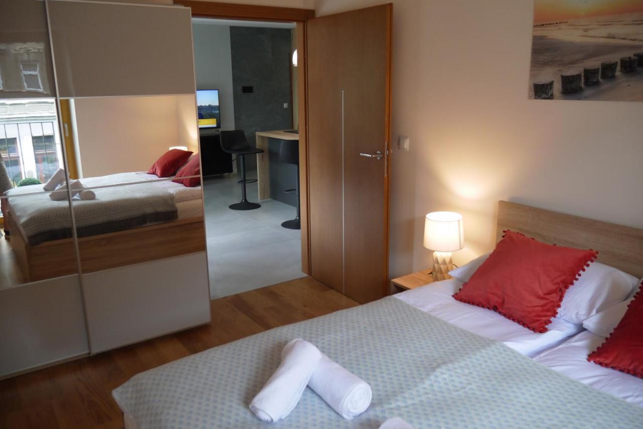 Nowy Apartament Zygmunta Premium グリヴィツェ エクステリア 写真